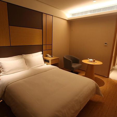 Ji Hotel Shanghai Bund East Nanjing Road Pedestrian Street Екстер'єр фото