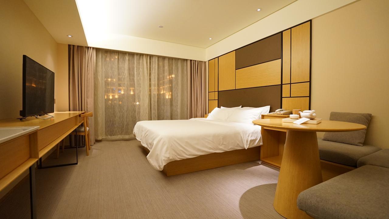 Ji Hotel Shanghai Bund East Nanjing Road Pedestrian Street Екстер'єр фото